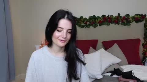 Snapshot of lucy1990xxx chatting on March 11, 12:17 pm Lucy online show from March 11, 12:17 pm