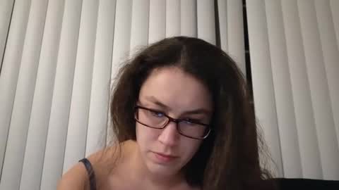 Lucy online show from February 4, 5:10 am