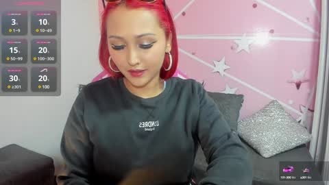 lucy_beatifull online show from January 3, 8:43 am