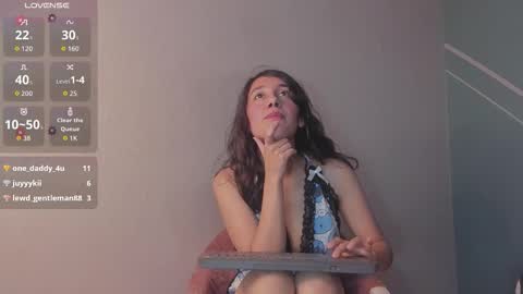 Lucy Herrera online show from October 9, 1:32 am