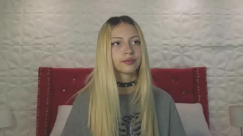 PINK online show from October 19, 2:19 pm