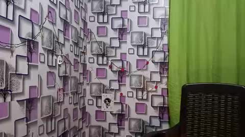 Lucia online show from December 5, 7:52 am