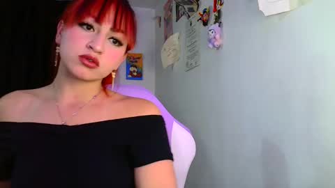 Snapshot of lucycherry__ chatting on January 26, 3:27 am LUCIA online show from January 26, 3:27 am