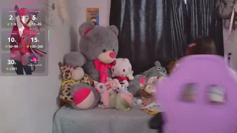 Snapshot of lucycherry__ chatting on September 30, 12:33 pm LUCIA online show from September 30, 12:33 pm