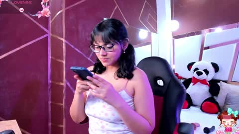 Instagramlucyluy10 online show from December 4, 6:33 am