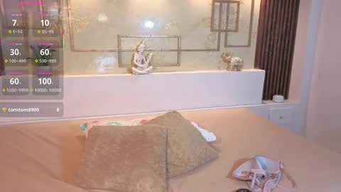 lucystar3 online show from October 18, 1:36 pm