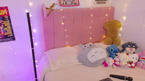 LUCYY FROM HOME  online show from January 11, 3:44 am