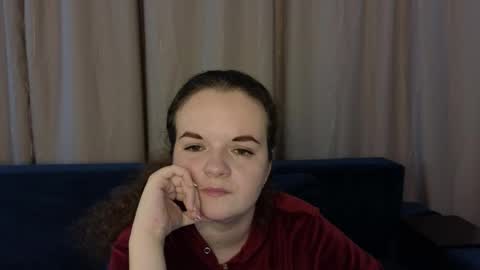 Luisa Rosee online show from February 12, 1:49 pm