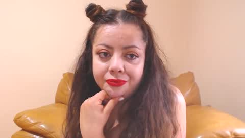 Snapshot of luisahornydoll chatting on October 1, 6:51 am Cassie online show from October 1, 6:51 am