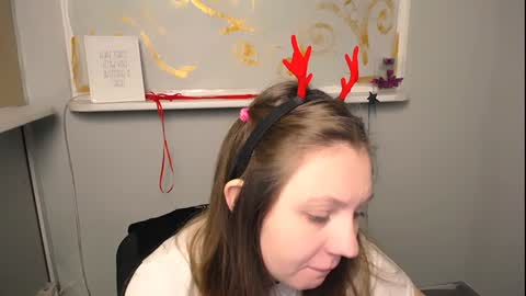 Luiza online show from December 2, 8:48 am