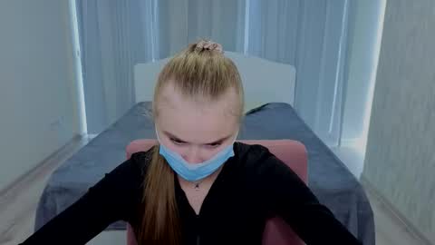 lukeriamoon online show from September 13, 5:37 am