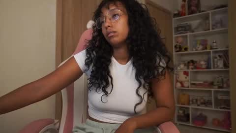 lulitauwu online show from September 18, 4:00 am