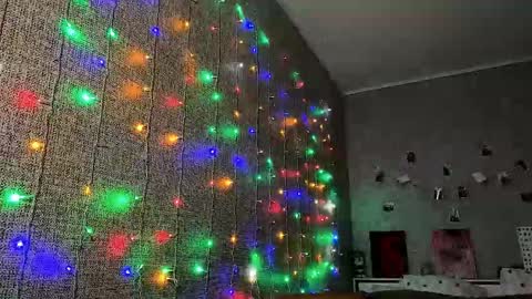 lullypopa online show from October 4, 3:49 pm