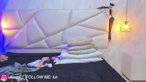 Snapshot of lulu_kawai chatting on October 28, 7:19 pm lulu online show from October 28, 7:19 pm