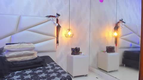 Snapshot of lulu_kawai chatting on October 31, 7:40 pm lulu online show from October 31, 7:40 pm