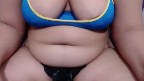 Snapshot of lulu_xxx_pervert chatting on February 10, 8:42 pm Lulu online show from February 10, 8:42 pm