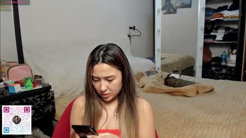 luluu_l online show from January 13, 7:42 pm