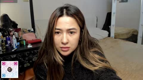luluu_l online show from January 11, 8:43 am