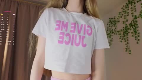 Kate online show from October 17, 3:59 pm