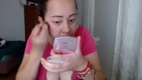 Snapshot of lumi_84 chatting on December 20, 12:08 am LUMI online show from December 20, 12:08 am