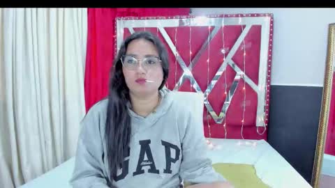 Luna  online show from November 23, 12:07 pm