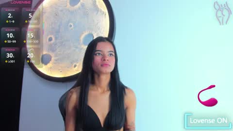 luna_bella_23 online show from May 20, 3:58 am