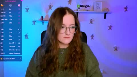 luna_berryy online show from January 16, 8:38 pm