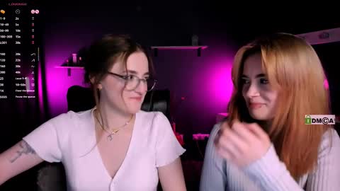 Snapshot of luna_berryy chatting on March 12, 8:09 pm luna_berryy online show from March 12, 8:09 pm