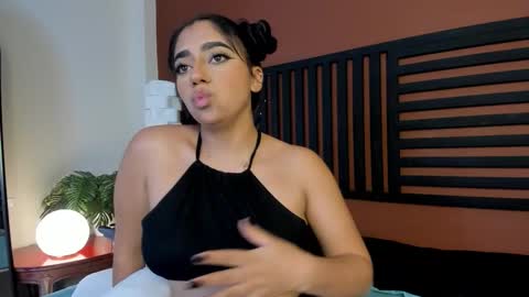 luna_cute14 online show from March 14, 10:55 pm