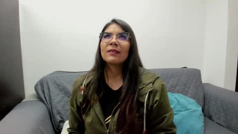 luna  online show from November 2, 11:46 am