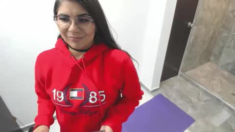 luna  online show from October 18, 11:24 am