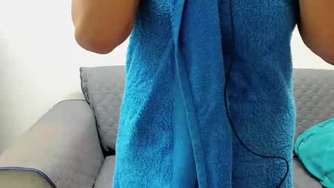 luna  online show from January 20, 7:58 am
