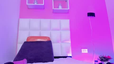 Snapshot of luna_ebony69 chatting on October 8, 8:46 pm Luna online show from October 8, 8:46 pm