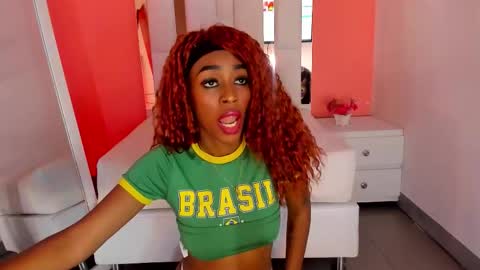 Snapshot of luna_ebony69 chatting on October 10, 9:09 pm Luna online show from October 10, 9:09 pm