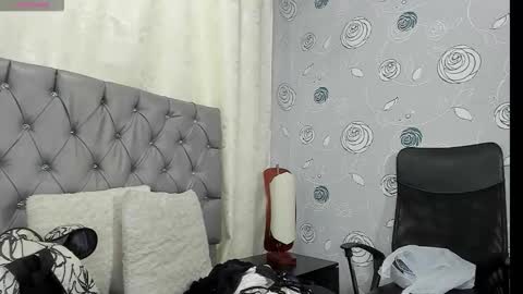 Snapshot of luna_evaa chatting on October 14, 2:08 pm Luna Eva online show from October 14, 2:08 pm