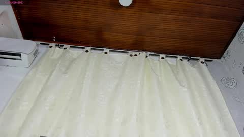 Snapshot of luna_evaa chatting on September 19, 3:22 pm Luna Eva online show from September 19, 3:22 pm