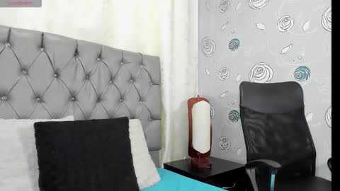 Snapshot of luna_evaa chatting on October 15, 3:03 pm Luna Eva online show from October 15, 3:03 pm