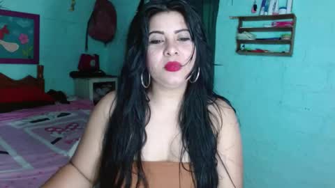 luna_india online show from February 1, 9:29 pm