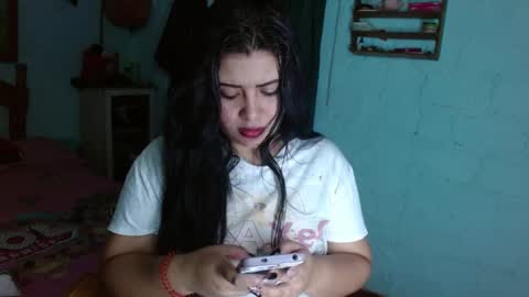 luna_india online show from February 12, 9:43 pm