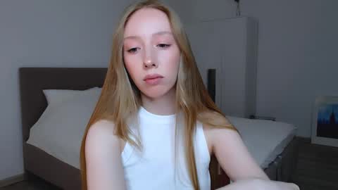 Snapshot of luna_insanity chatting on January 11, 8:43 pm Luna online show from January 11, 8:43 pm