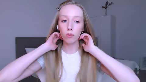 Luna online show from December 15, 1:22 am