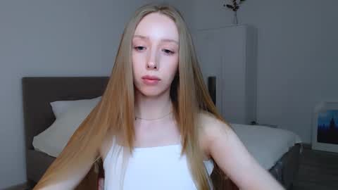 Snapshot of luna_insanity chatting on February 24, 7:52 pm Luna online show from February 24, 7:52 pm