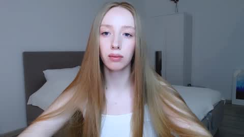 Snapshot of luna_insanity chatting on March 3, 7:24 pm Luna online show from March 3, 7:24 pm