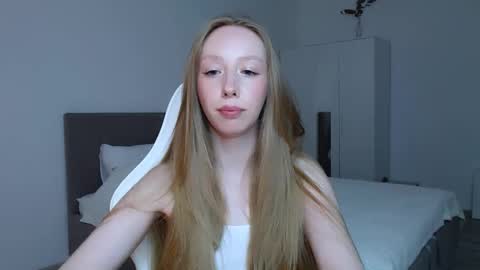 Snapshot of luna_insanity chatting on September 8, 8:30 pm Luna online show from September 8, 8:30 pm