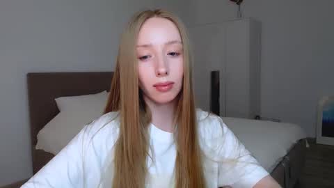 Snapshot of luna_insanity chatting on February 27, 7:58 pm Luna online show from February 27, 7:58 pm