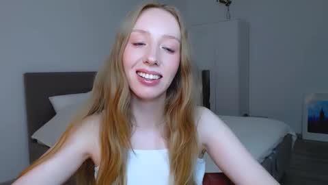 Snapshot of luna_insanity chatting on February 10, 8:00 pm Luna online show from February 10, 8:00 pm