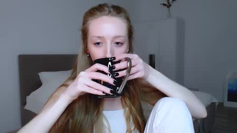 Snapshot of luna_insanity chatting on February 23, 6:50 pm Luna online show from February 23, 6:50 pm