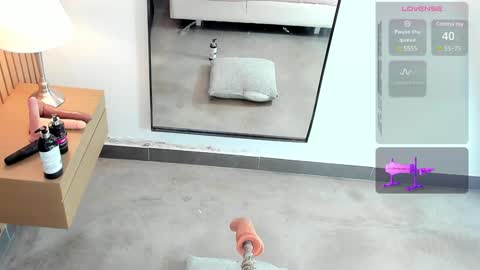 luna_kiss18 online show from December 7, 12:24 pm