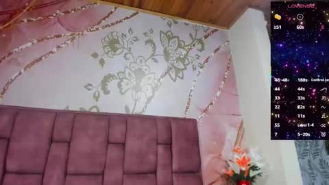 Snapshot of luna_maisonn chatting on October 15, 11:29 pm LUNA online show from October 15, 11:29 pm