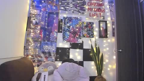 Snapshot of luna_mccoy chatting on January 22, 4:34 am LUNA MCCOY online show from January 22, 4:34 am